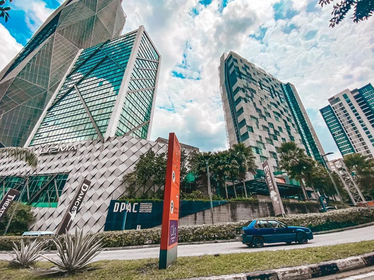 Cozy Loft 6Pax Near Kidzania/Ikea/1Utama/Ttdi Apartment Petaling Jaya 0*,  Malaysia